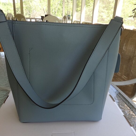 Bromen vegan  leather shoulder bag, blue ,snap closure, bottom feet studs ,NWOT - Picture 5 of 16